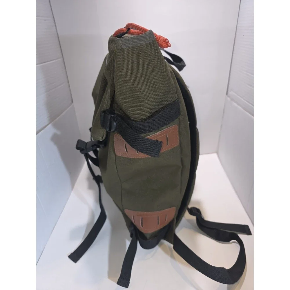 Wilder And Sons Backpack With Laptop Pocket Green - Perfect Condition - Picture 4 of 8